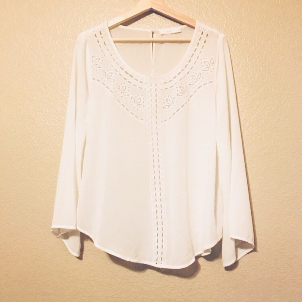 Lush Blouse Floral Lace Bell Sleeve Top